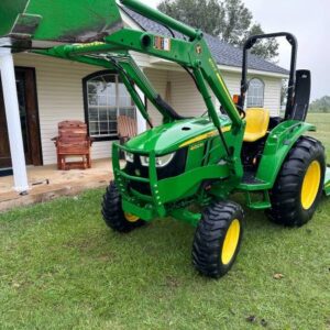 John Deere 4052M